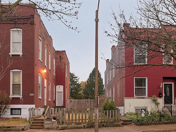 4th image of 2820 McNair Ave