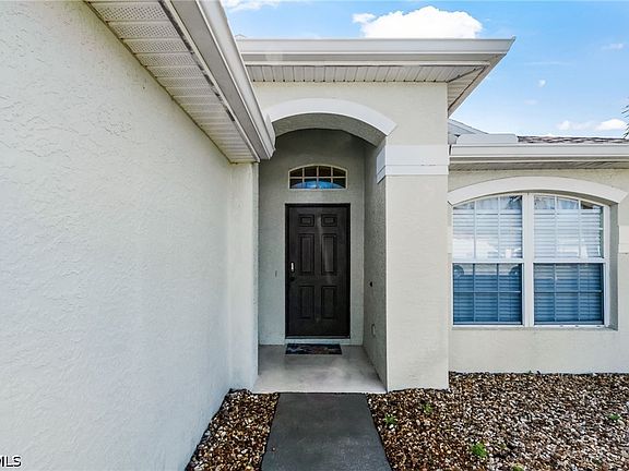 4th image of 15591 Beach Pebble Way