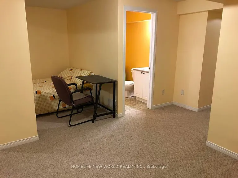 829 Whetherfield St — Photo 27