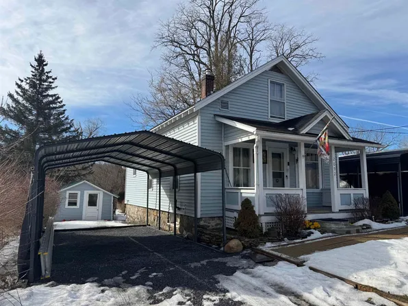 2092 N Bennington Road, Bennington, VT 05257