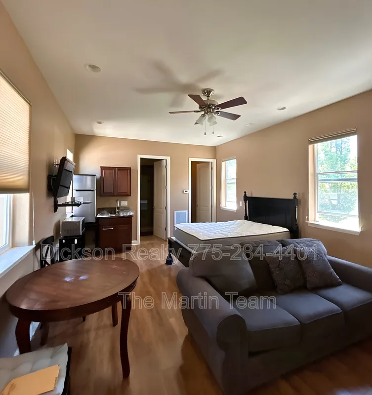 Studio, 1.0 bath, 420 sqft, $1,395 — Photo 3