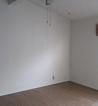 2nd image of 1407 S 111th Ave E