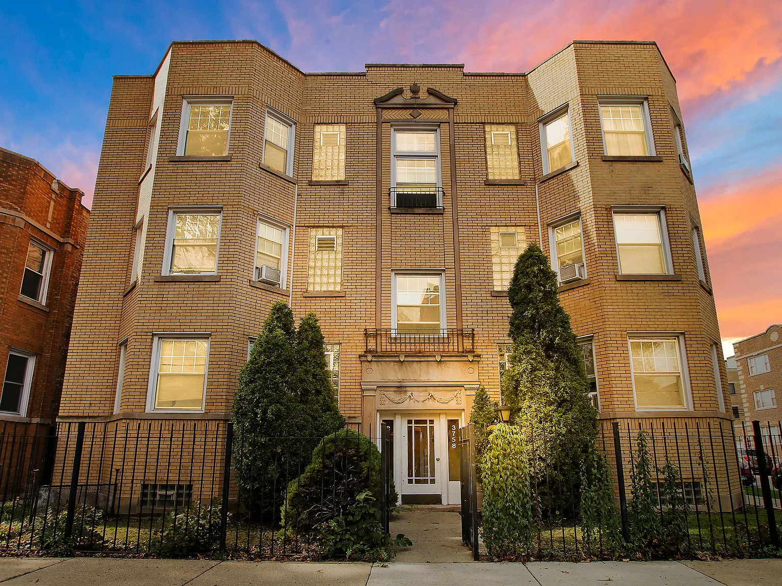 3756-58 N Troy Street/3139-41 W. Grace — Photo 2