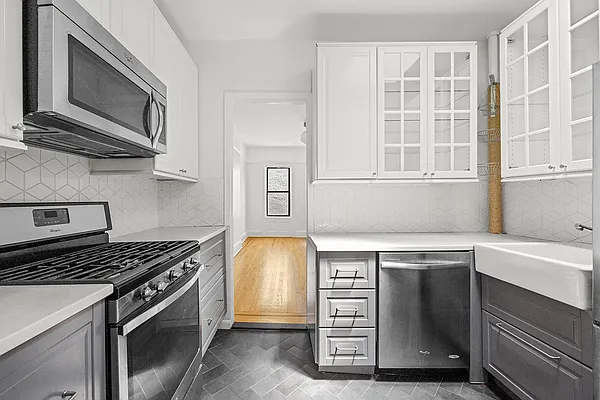 Rented by Compass | media 4