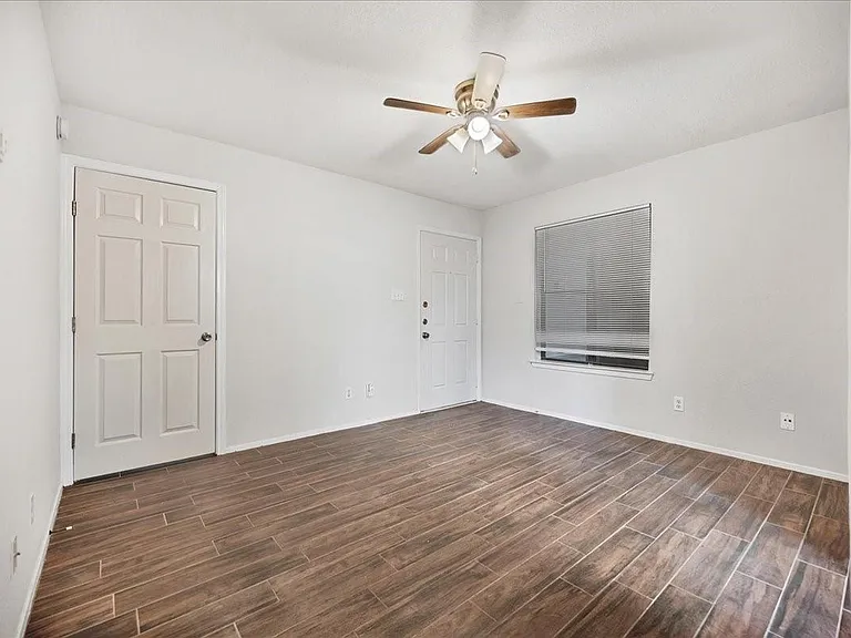 2500 Burleson Rd #609 — Photo 7