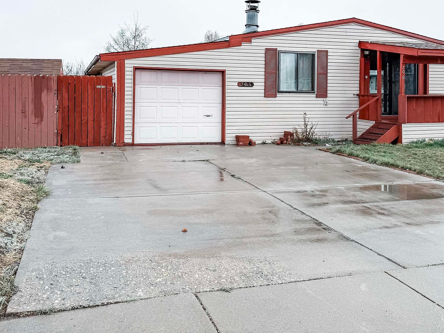 706 Dallas Rd, Cheyenne, WY 82007 | MLS #98136 | Zillow