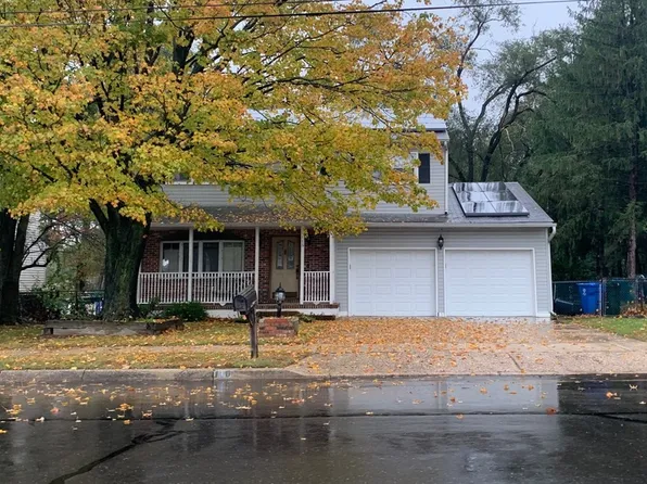 116 James St, Burlington, NJ 08016