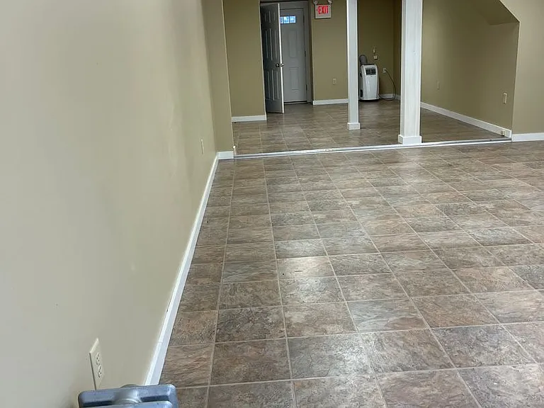 419 Central St — Photo 2