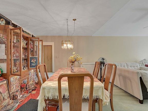 5th image of 7156 121st St #204