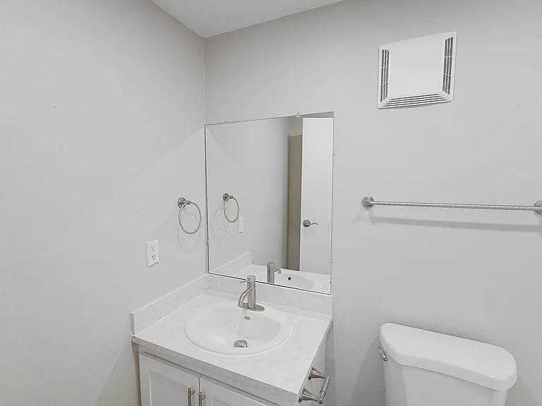 The Jefferson Apartments — Photo 120