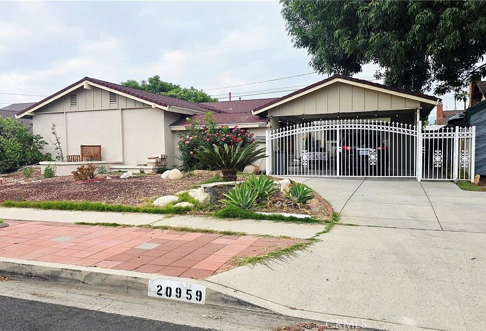 1st image of 20959 Strathern St
