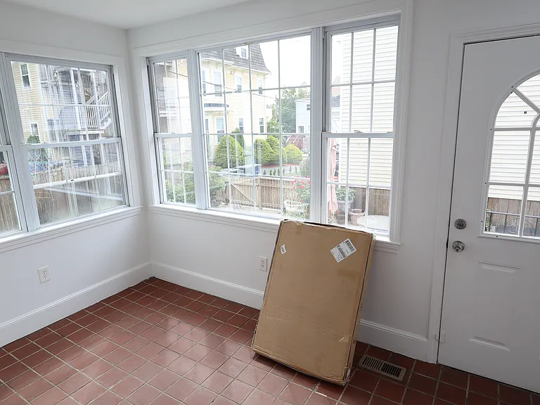 34R Rush St — Photo 31