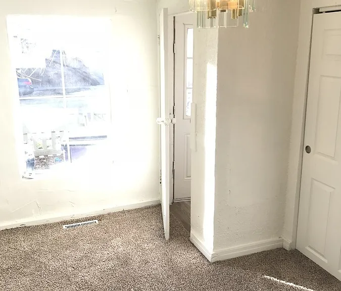 4718 N Josephine St — Photo 7
