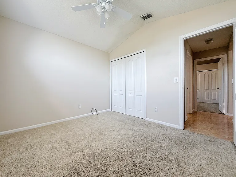 2634 Meadow Oaks Loop — Photo 14