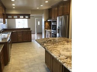 115 E 85th St, Los Angeles, CA 90003