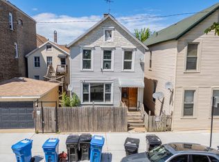 1120 W 19th St, Chicago, IL 60608