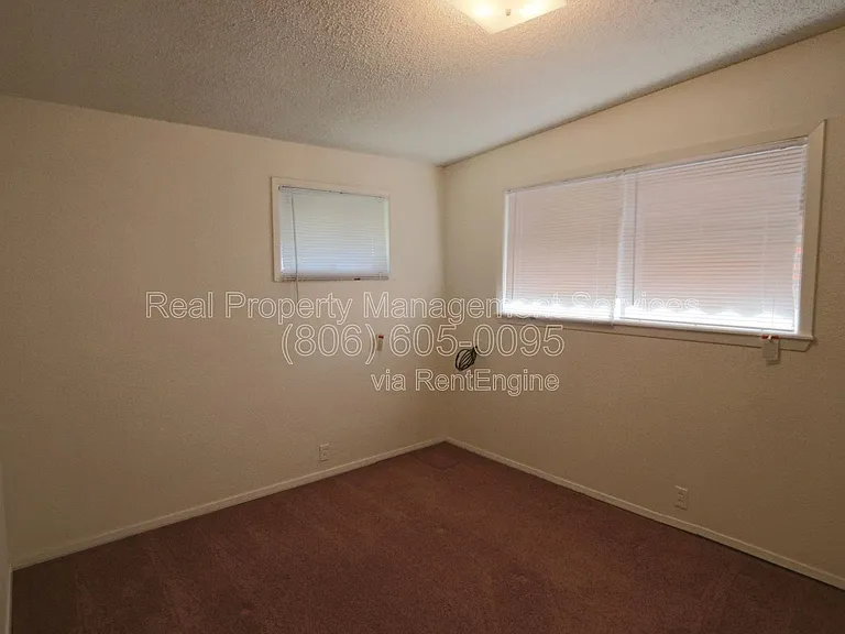 2707 63rd St — Photo 9