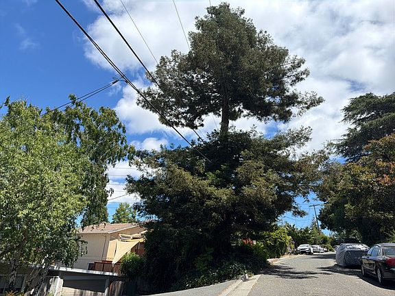 4th image of 32 Romine Way