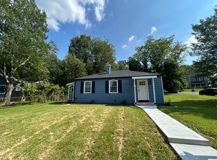 517 Crabb Ave, Rockville, MD 20850