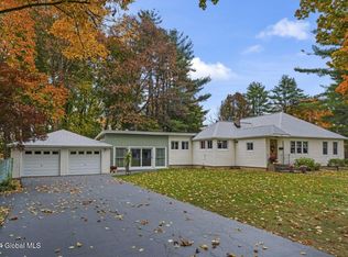 107 Green Ave, Castleton, NY 12033