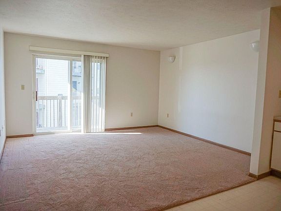 5th image of 1008 N 26th St #T8d06k3ke