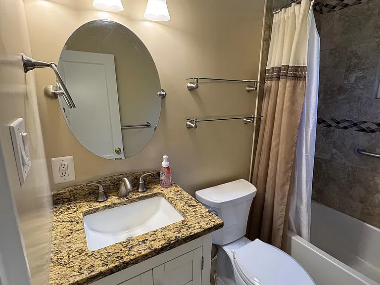 2906 Breezy Ter — Photo 57
