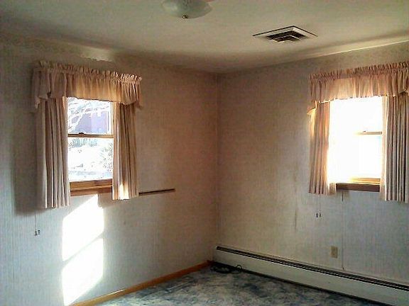 3rd image of 7 Avenue D