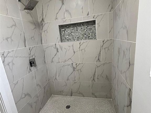 5th image of 254 E Dania Beach Blvd APT 7