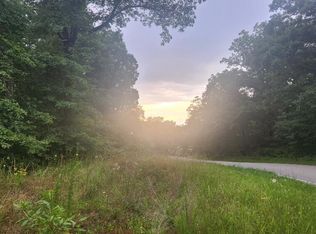 561 Simmons Rd, Pikeville, TN 37367