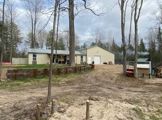 1449 N Roscommon Rd, Roscommon, MI 48653