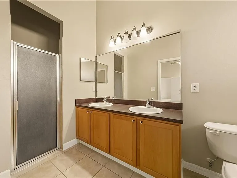 20647 Majestic St #20647 — Photo 22