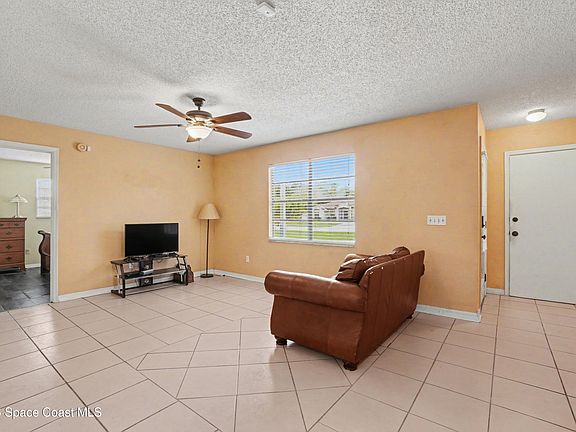 5th image of 3815 Jupiter Blvd SE