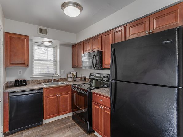 Willowbrook | 3360 Chichester Ave, Marcus Hook, PA