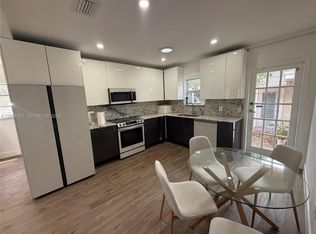1719 Hayes St, Hollywood, FL 33020