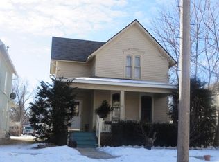 451 Weston Ave, Aurora, IL 60505