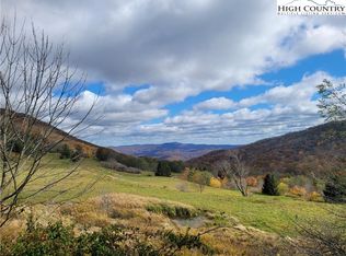 Snowcloud Dr, Seven devils, NC 28604