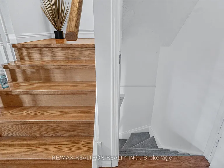 116 Andona Cres — Photo 19