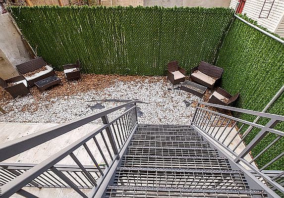 1st image of 223 Manhattan Ave #1I
