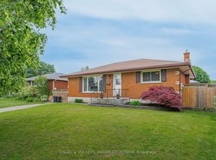23 Pembroke Ave, Brantford, ON N3R5B5