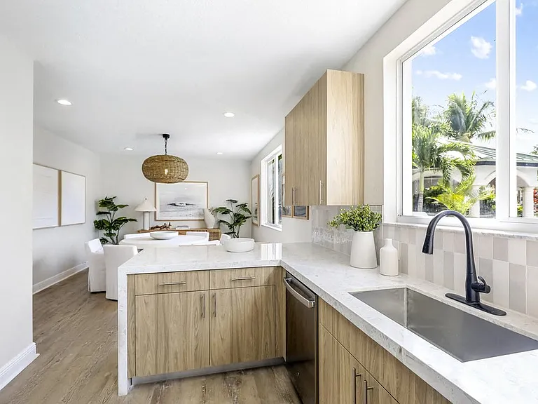 Palm Trace Landings Apartments — Photo 13