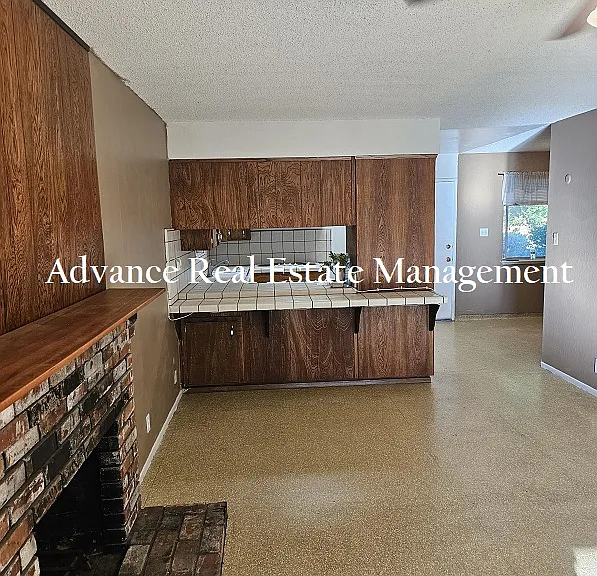 7320 S Land Park Dr — Photo 9