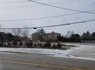 35110 N Wilson Rd, Ingleside, IL 60041