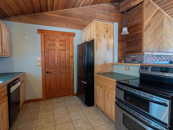 2nd image of 16592 W Hollister Hills Dr