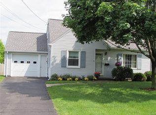 130 Castle Rd, North Syracuse, NY 13212