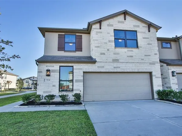 7124 Elgin St, Pearland, TX 77584