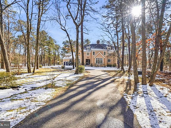 4th image of 65 Bortons Rd