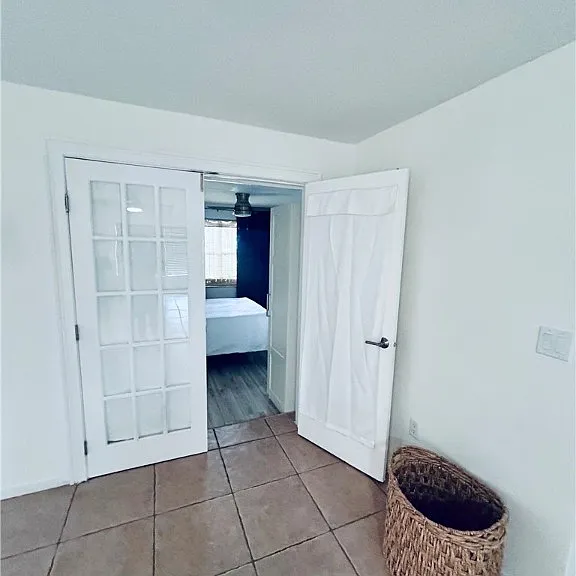 Covington Cir W — Photo 14