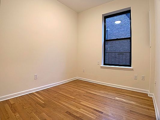 2nd image of 355 W 51st St #63A