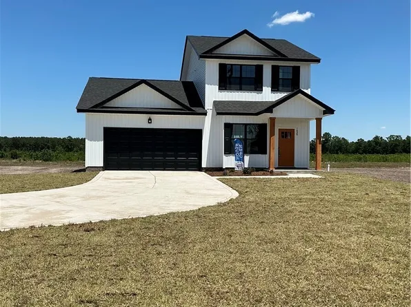 1438 W Parkton Tobemory Rd W, Parkton, NC 28359
