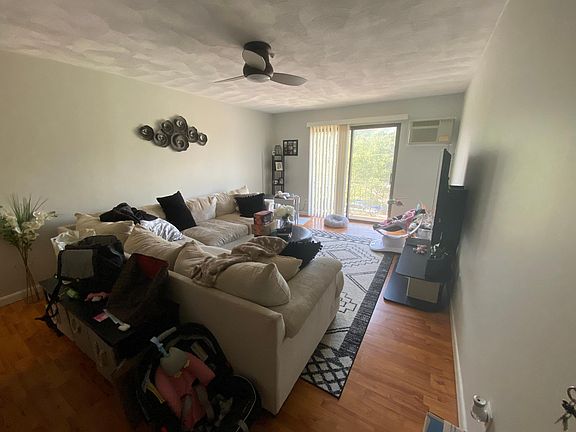 4th image of 59 Highland Glen Dr APT 334